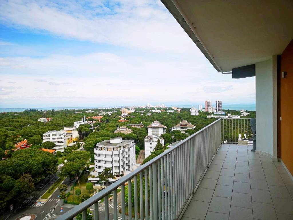 appartamento in vendita a Lignano Sabbiadoro in zona Pineta