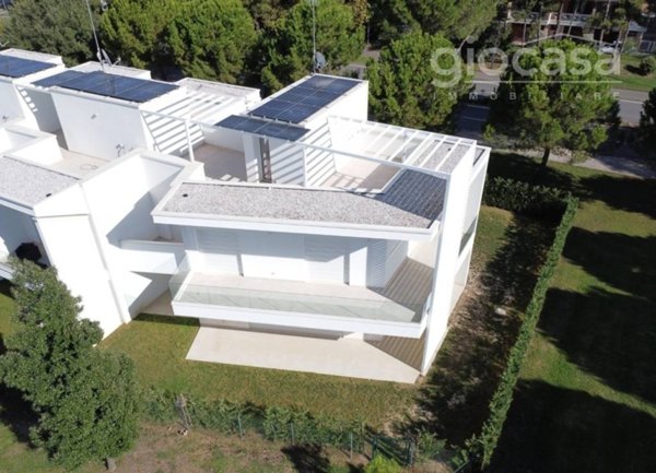 casa indipendente in vendita a Lignano Sabbiadoro