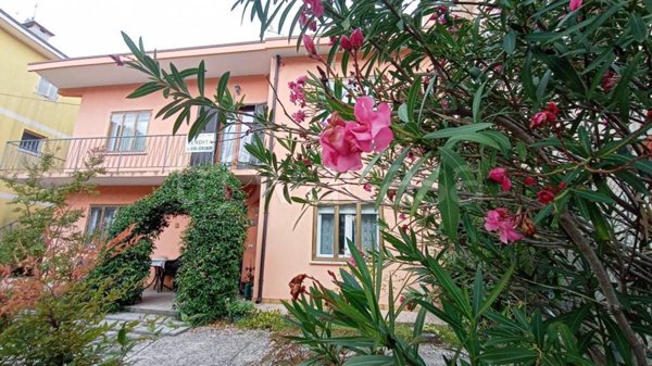 appartamento in vendita a Lignano Sabbiadoro in zona Pineta