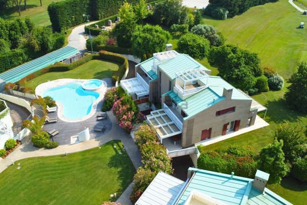 casa indipendente in vendita a Lignano Sabbiadoro