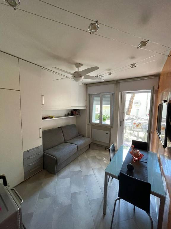 appartamento in vendita a Lignano Sabbiadoro in zona Pineta