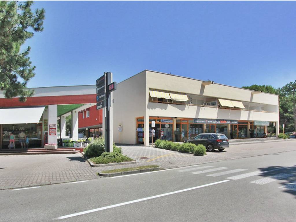 appartamento in vendita a Lignano Sabbiadoro in zona Riviera