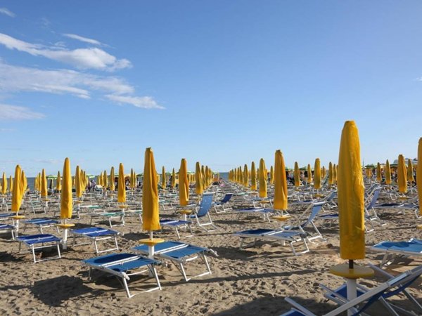 negozio in vendita a Lignano Sabbiadoro
