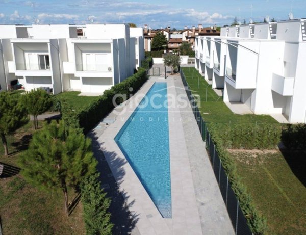 casa indipendente in vendita a Lignano Sabbiadoro
