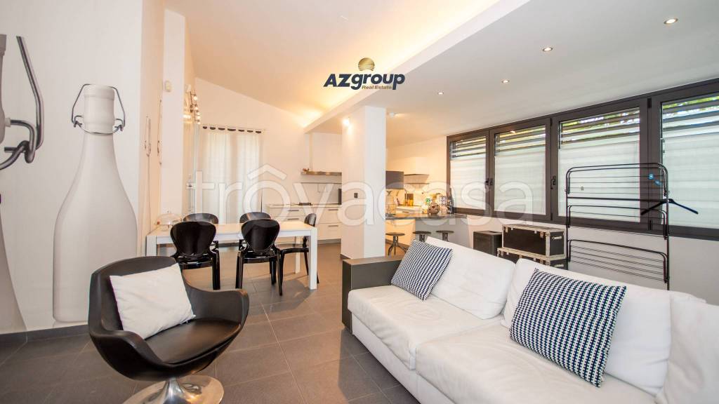 casa indipendente in vendita a Lignano Sabbiadoro in zona Riviera