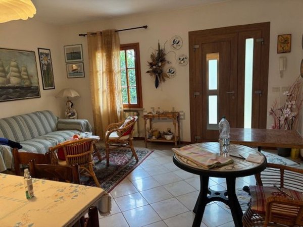 casa indipendente in vendita a Lignano Sabbiadoro in zona Pineta