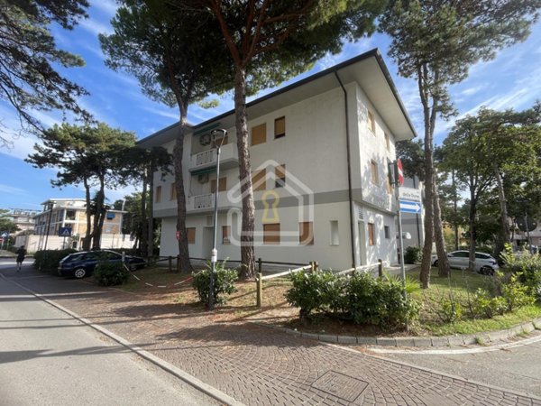 appartamento in vendita a Lignano Sabbiadoro in zona Pineta