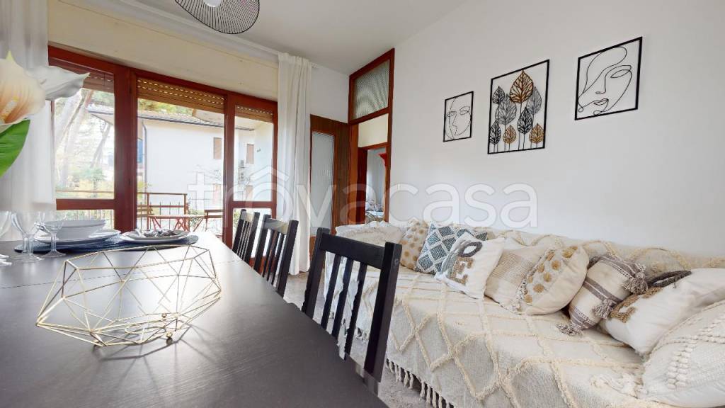 casa indipendente in vendita a Lignano Sabbiadoro in zona Pineta