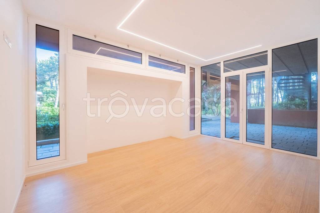 appartamento in vendita a Lignano Sabbiadoro in zona Pineta