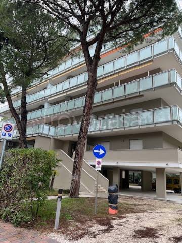 appartamento in vendita a Lignano Sabbiadoro in zona Pineta