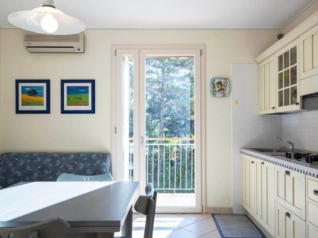 appartamento in vendita a Lignano Sabbiadoro in zona Pineta