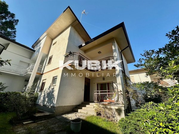 casa indipendente in vendita a Lignano Sabbiadoro