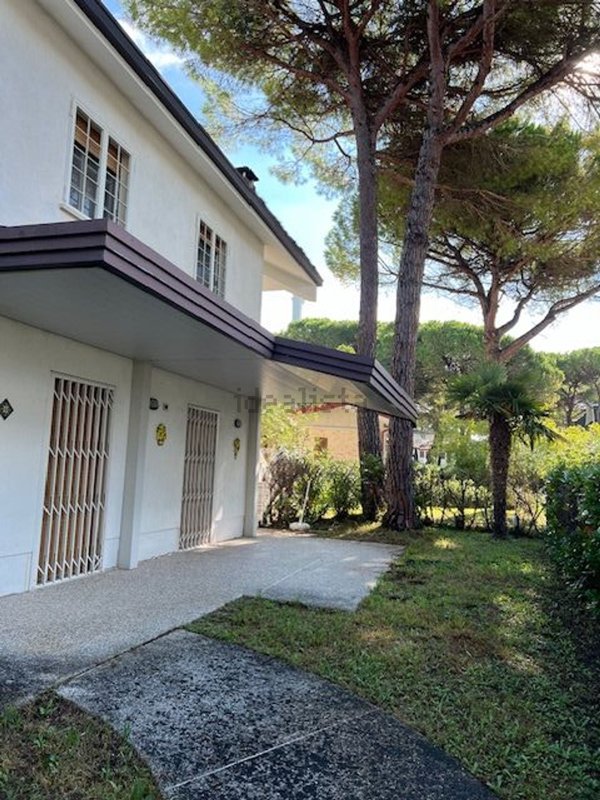 appartamento in vendita a Lignano Sabbiadoro in zona Riviera