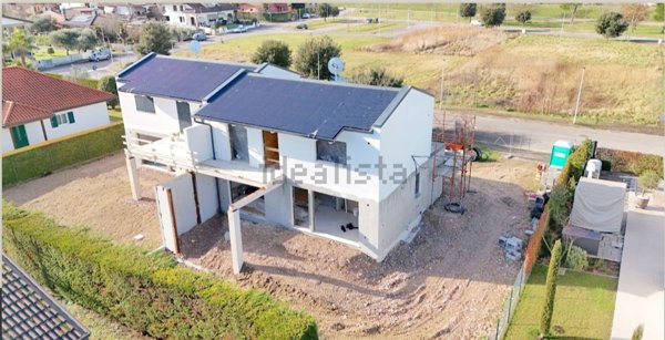 casa indipendente in vendita a Lignano Sabbiadoro