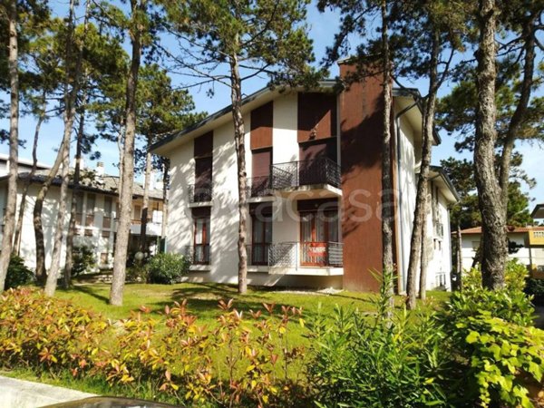 appartamento in vendita a Lignano Sabbiadoro in zona Pineta