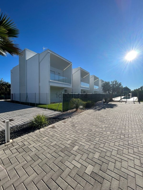 casa indipendente in vendita a Lignano Sabbiadoro in zona Pineta