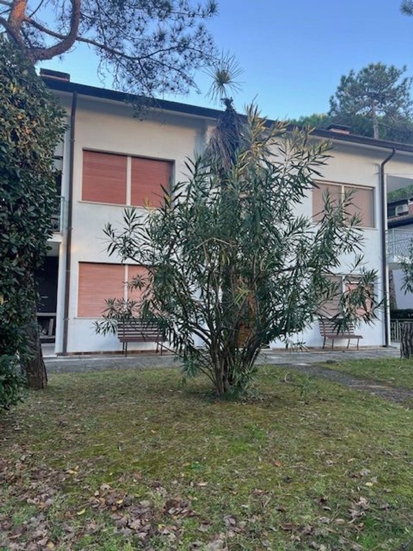 appartamento in vendita a Lignano Sabbiadoro in zona Pineta