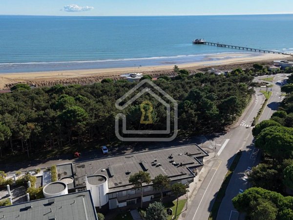 appartamento in vendita a Lignano Sabbiadoro in zona Pineta