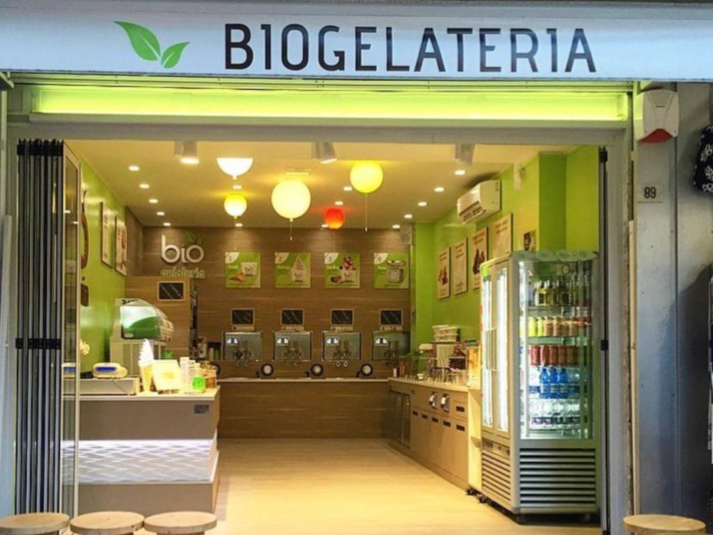 negozio in vendita a Lignano Sabbiadoro