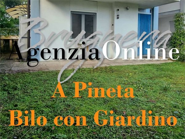 appartamento in vendita a Lignano Sabbiadoro in zona Pineta