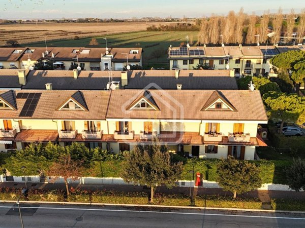 casa indipendente in vendita a Lignano Sabbiadoro