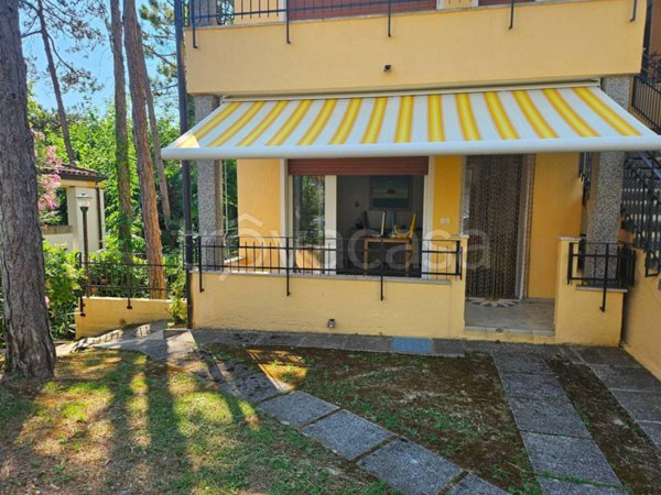 appartamento in vendita a Lignano Sabbiadoro in zona Pineta