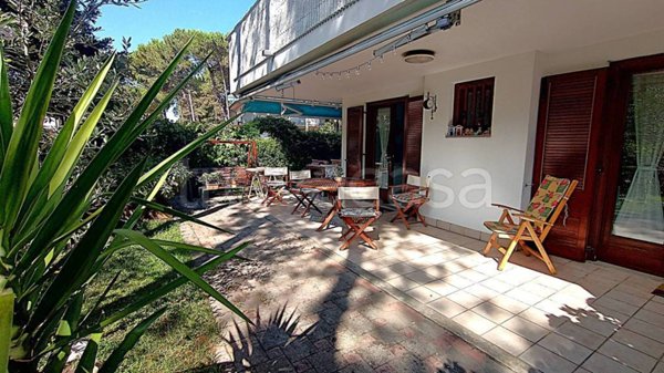 appartamento in vendita a Lignano Sabbiadoro in zona Pineta