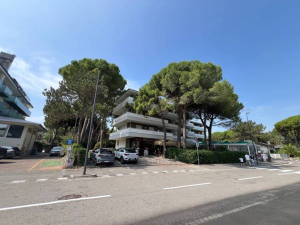 appartamento in vendita a Lignano Sabbiadoro in zona Riviera