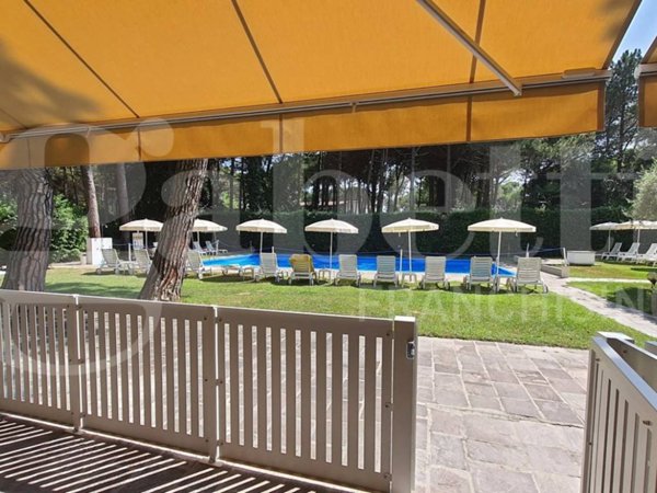 appartamento in vendita a Lignano Sabbiadoro in zona Pineta