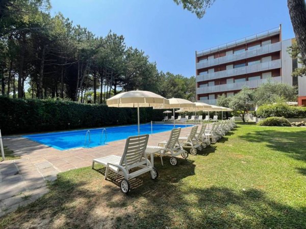 appartamento in vendita a Lignano Sabbiadoro in zona Pineta