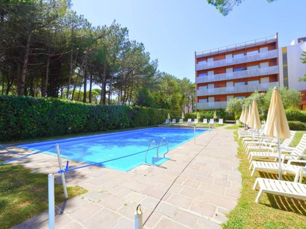 appartamento in vendita a Lignano Sabbiadoro in zona Pineta