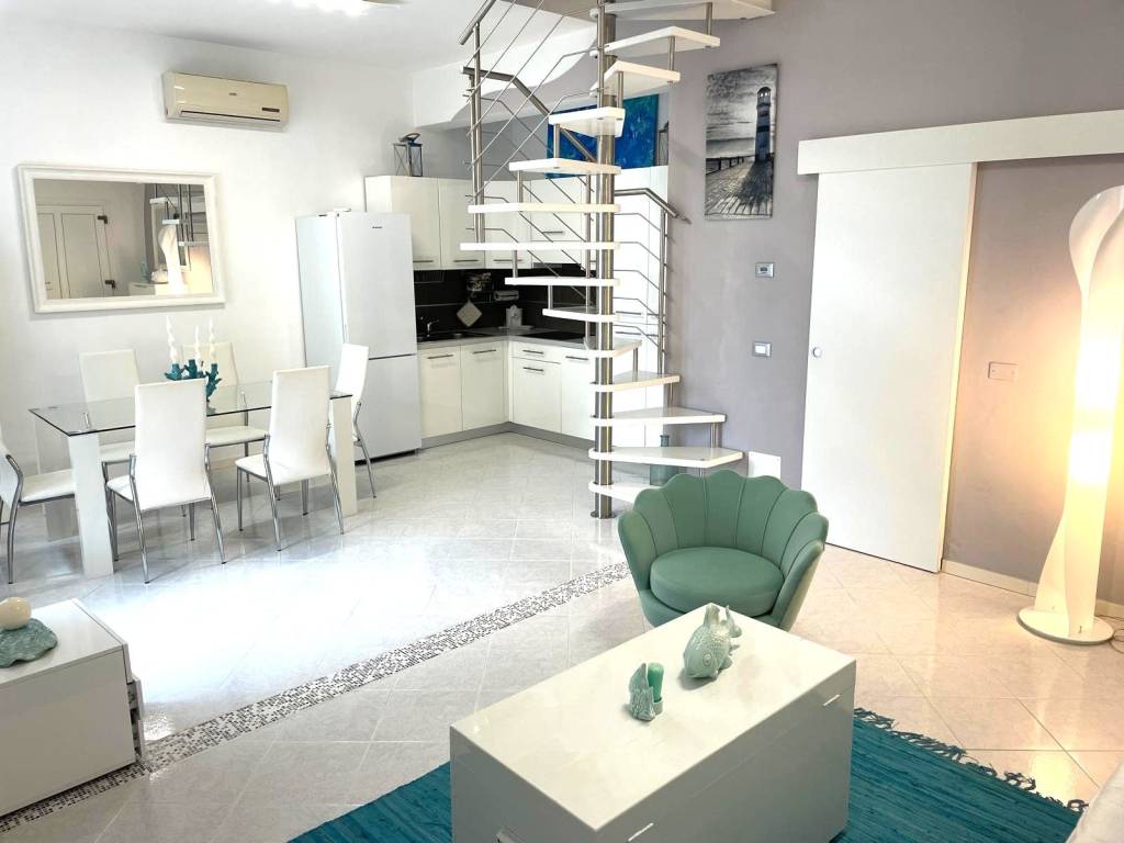 casa indipendente in vendita a Lignano Sabbiadoro