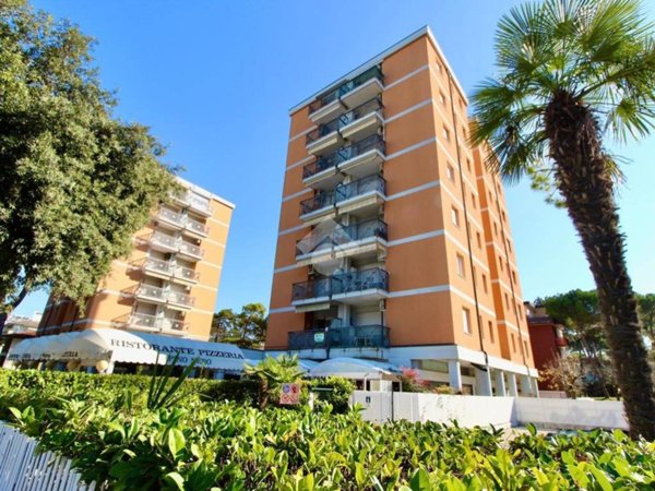 appartamento in vendita a Lignano Sabbiadoro in zona Pineta