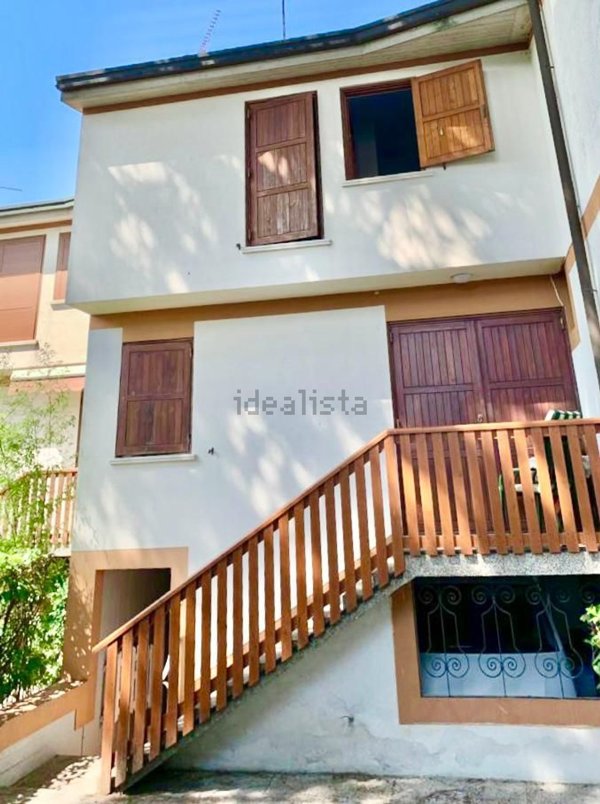 casa indipendente in vendita a Lignano Sabbiadoro in zona Pineta