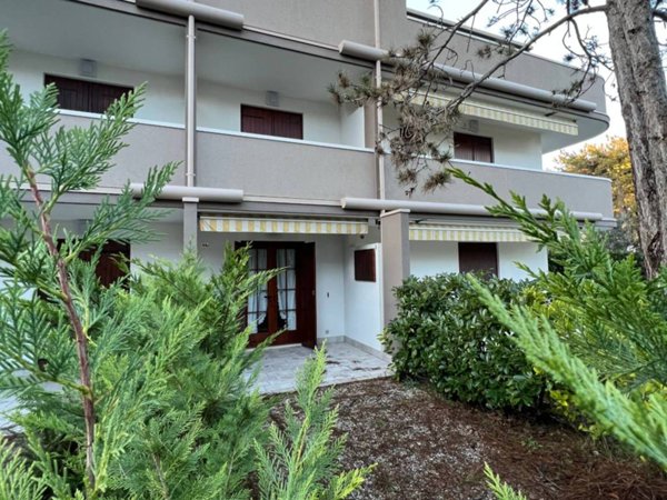 casa indipendente in vendita a Lignano Sabbiadoro in zona Pineta