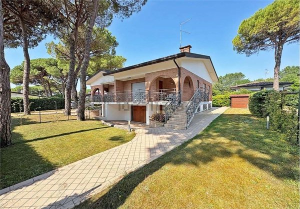 casa indipendente in vendita a Lignano Sabbiadoro