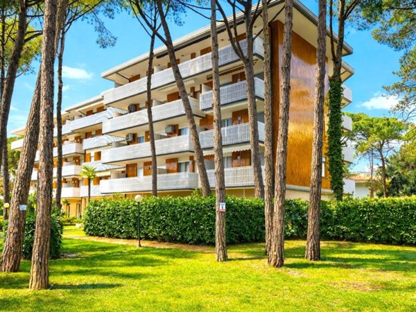 appartamento in vendita a Lignano Sabbiadoro in zona Riviera