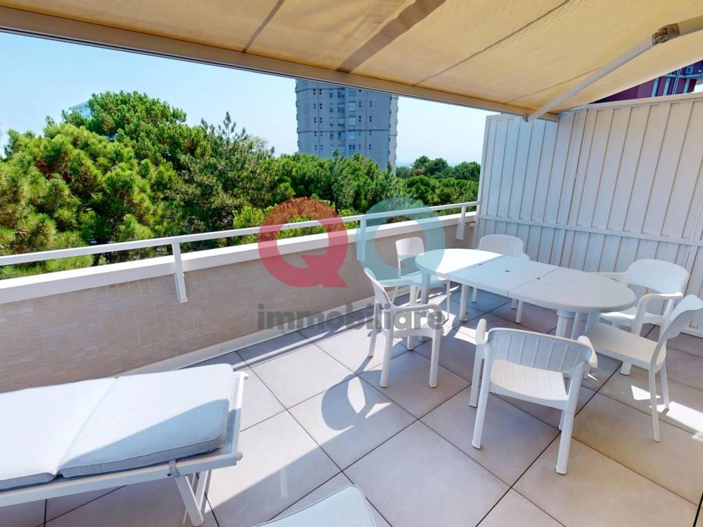 appartamento in vendita a Lignano Sabbiadoro in zona Pineta