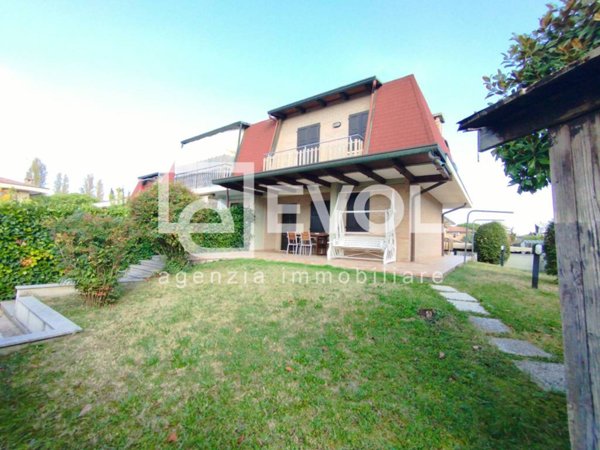 casa indipendente in vendita a Lignano Sabbiadoro in zona Pineta