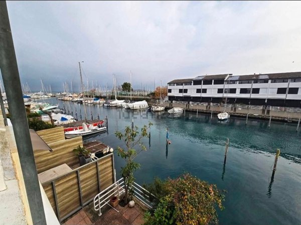casa indipendente in vendita a Lignano Sabbiadoro