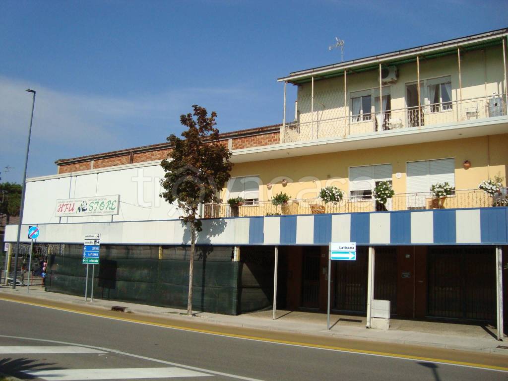 casa indipendente in vendita a Lignano Sabbiadoro