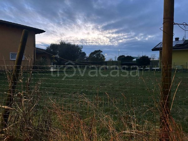terreno edificabile in vendita a Lignano Sabbiadoro in zona Riviera
