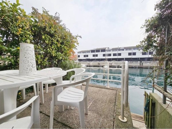 casa indipendente in vendita a Lignano Sabbiadoro