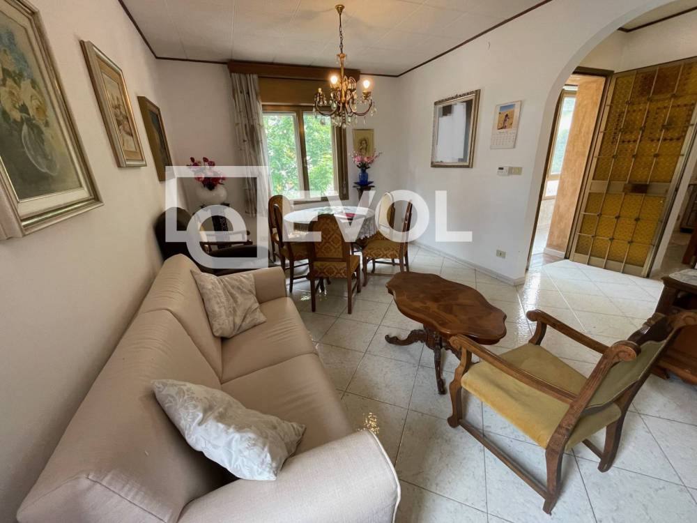 appartamento in vendita a Lignano Sabbiadoro in zona Pineta