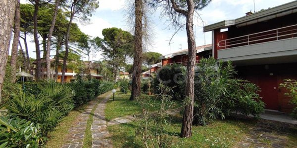 casa indipendente in vendita a Lignano Sabbiadoro in zona Pineta