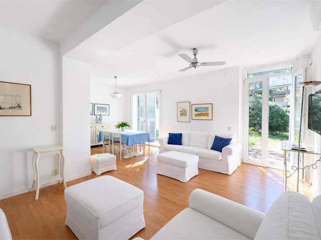casa indipendente in vendita a Lignano Sabbiadoro in zona Pineta