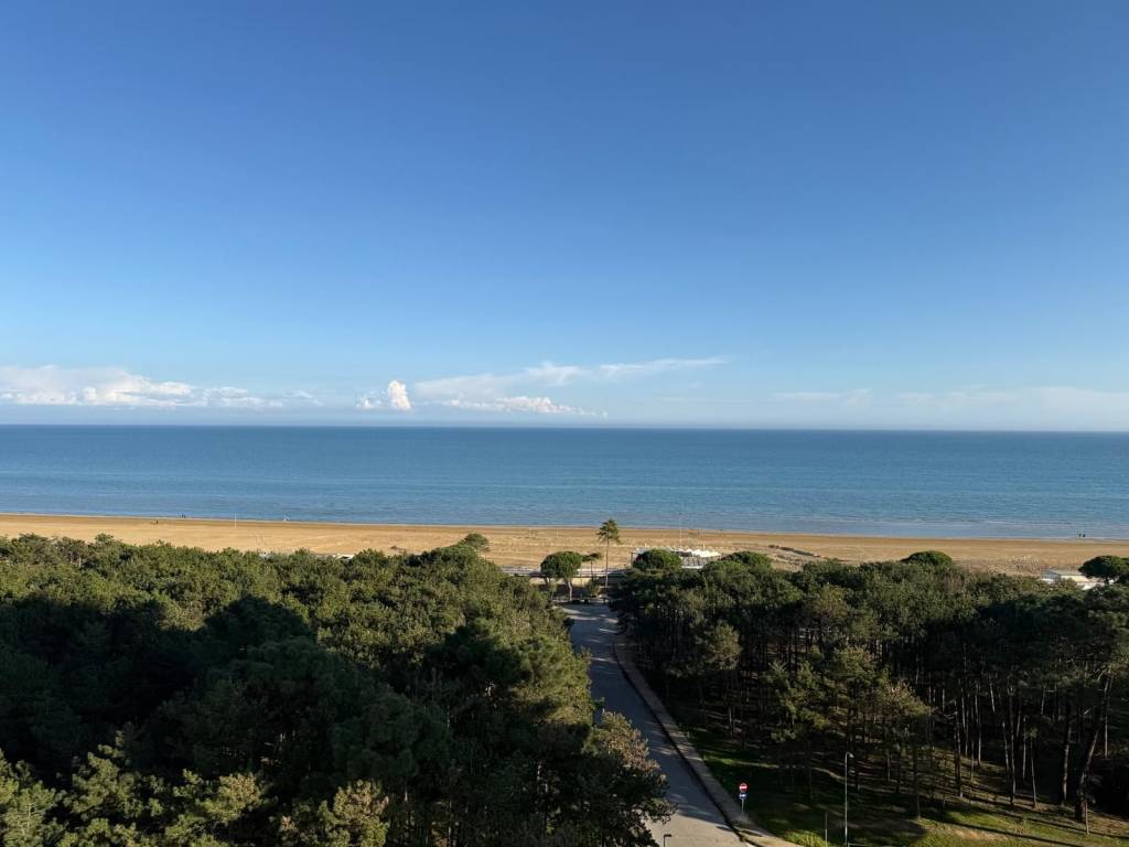 appartamento in vendita a Lignano Sabbiadoro in zona Pineta