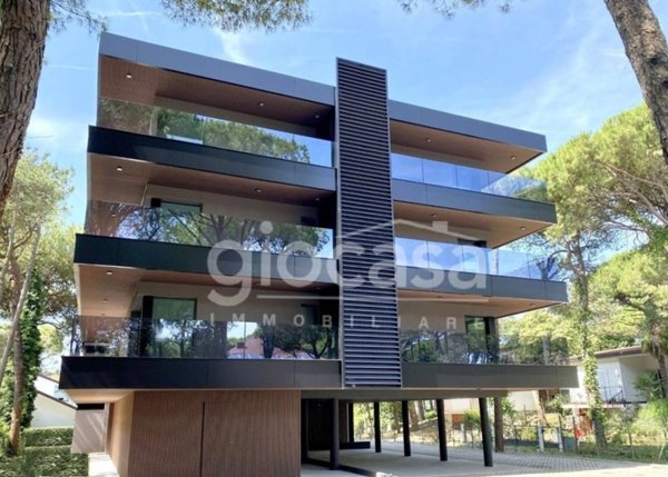 appartamento in vendita a Lignano Sabbiadoro in zona Pineta