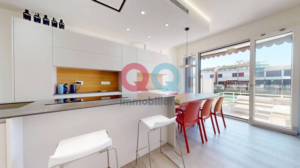 casa indipendente in vendita a Lignano Sabbiadoro