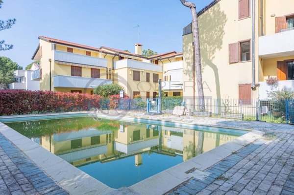 appartamento in vendita a Lignano Sabbiadoro in zona Pineta